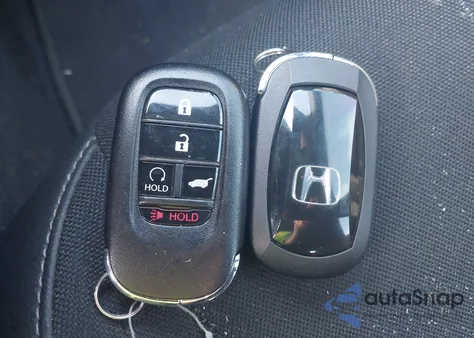 2025 Honda Civic Sport z USA, uszkodzony, nr VIN 19XFL2H87SE008114